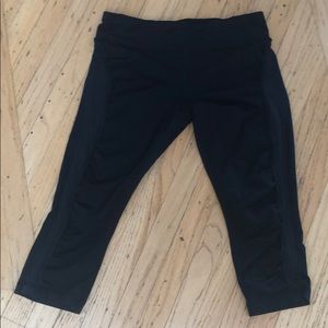 Lululemon Women’s Capri Pants
